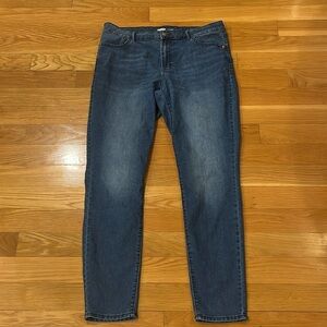 Old Navy women’s plus size super skinny size 16 tall .